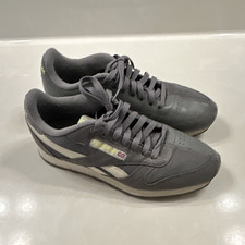 Reebok Men s Gray Low Top Lace-Up Athletic Sn...