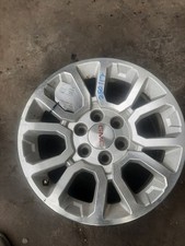 2015-2020 GMC YUKON Wheel 18x8-1/2 12 Spoke OPT UHN OEM ID 20937770