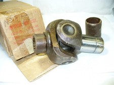 1942-52 Buick Universal Joint Assembly Nos 1993719 5661385 1942-52 Buick Universal Joint Assembly Nos 1993719 5661385