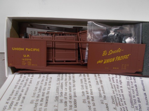INTERMOUNTAIN ~ UNION PACIFIC 50' DOBLE PUERTA CAJA COCHE # 162598 ~ KIT ~ ESCALA HO | Zustand: New