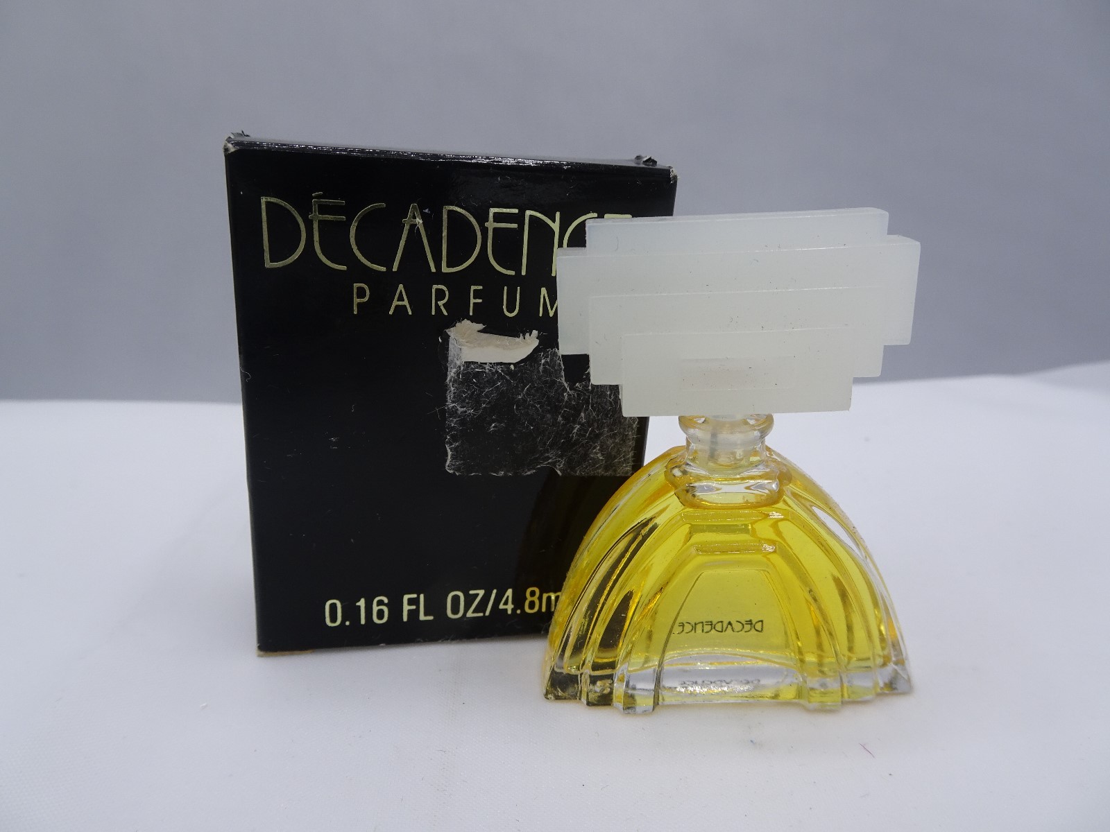 DECADENCE Parfum 016 oz Miniature Travel Size 6390₽