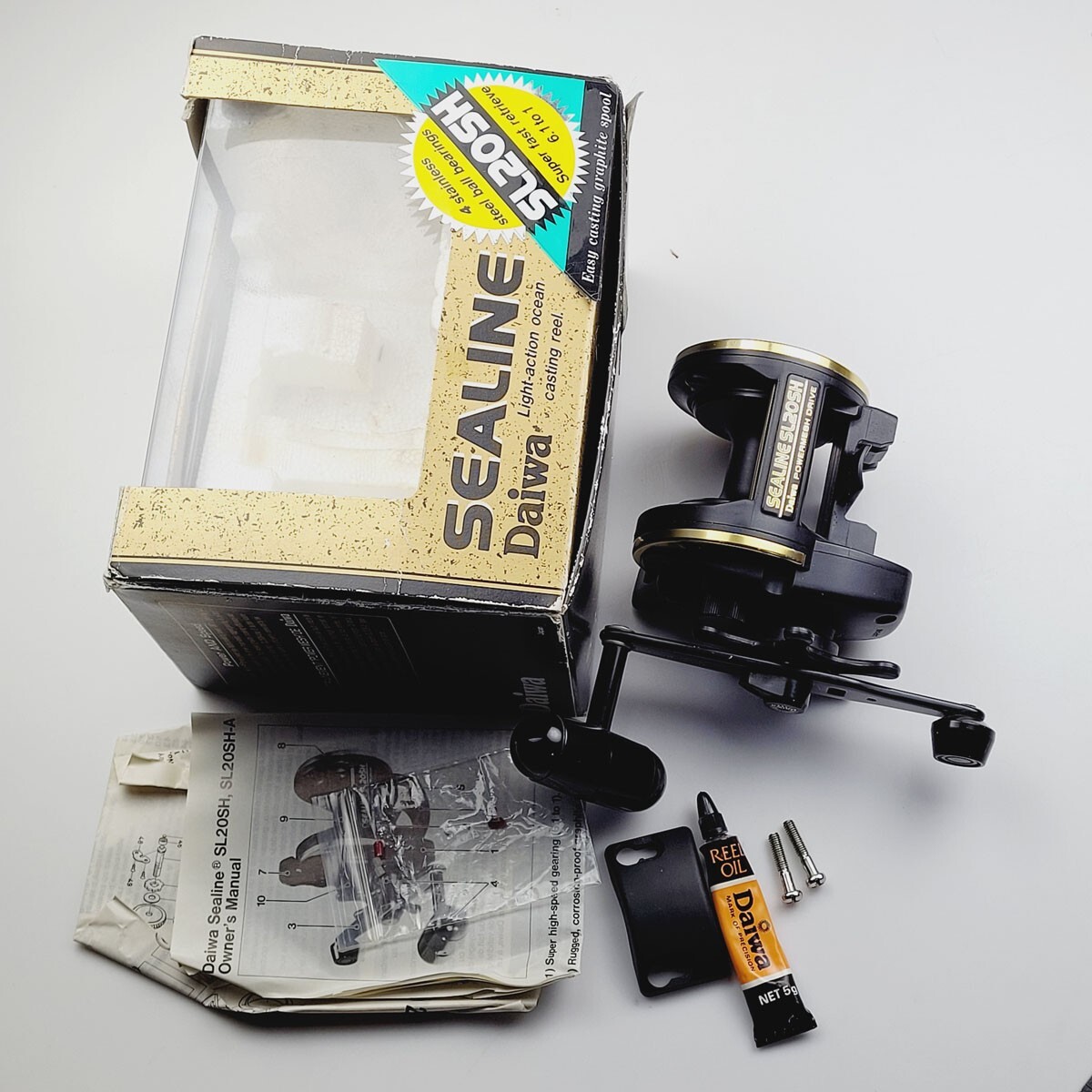 Daiwa Sealine 20 SH Reel Made in Japan Long Cast Surf Boxed