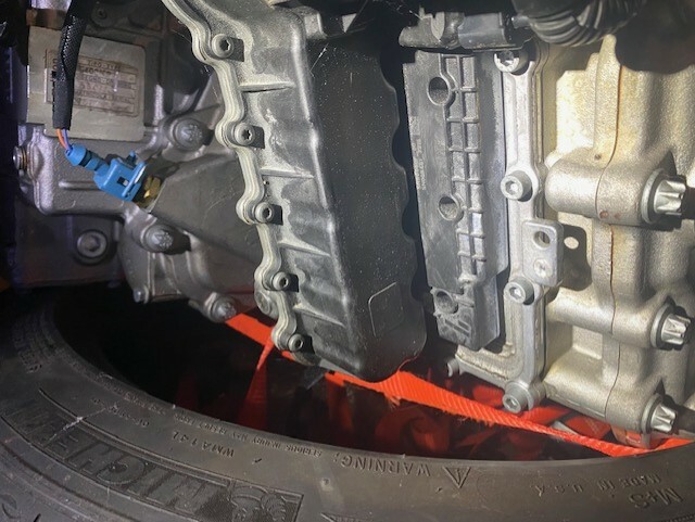 McLaren 650s 7 speed transmission (DCT) -  (Includes fluid and service instr.)