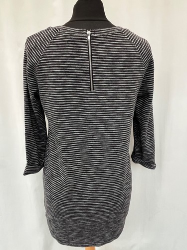Schwarz weiß gestreiftes 3/4 Ärmel Top Größe 8 Polyestermischung - Bild 6 von 8