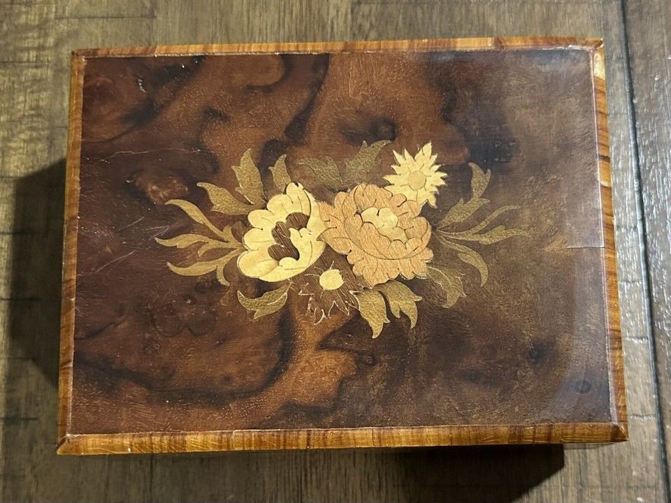Vintage Mapsa Wooden Music Box Made in Italy Sun Excellent Working Condition