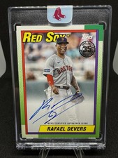 2025 Topps Series 1 - 1990 Topps Autographs Rafael Devers #90AU-RD On Card Auto