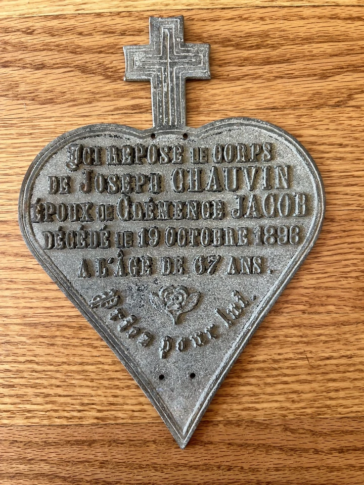 Antiguo cementerio francés monumento corazón placa conmemorativa 1896  Foto 4 de 4