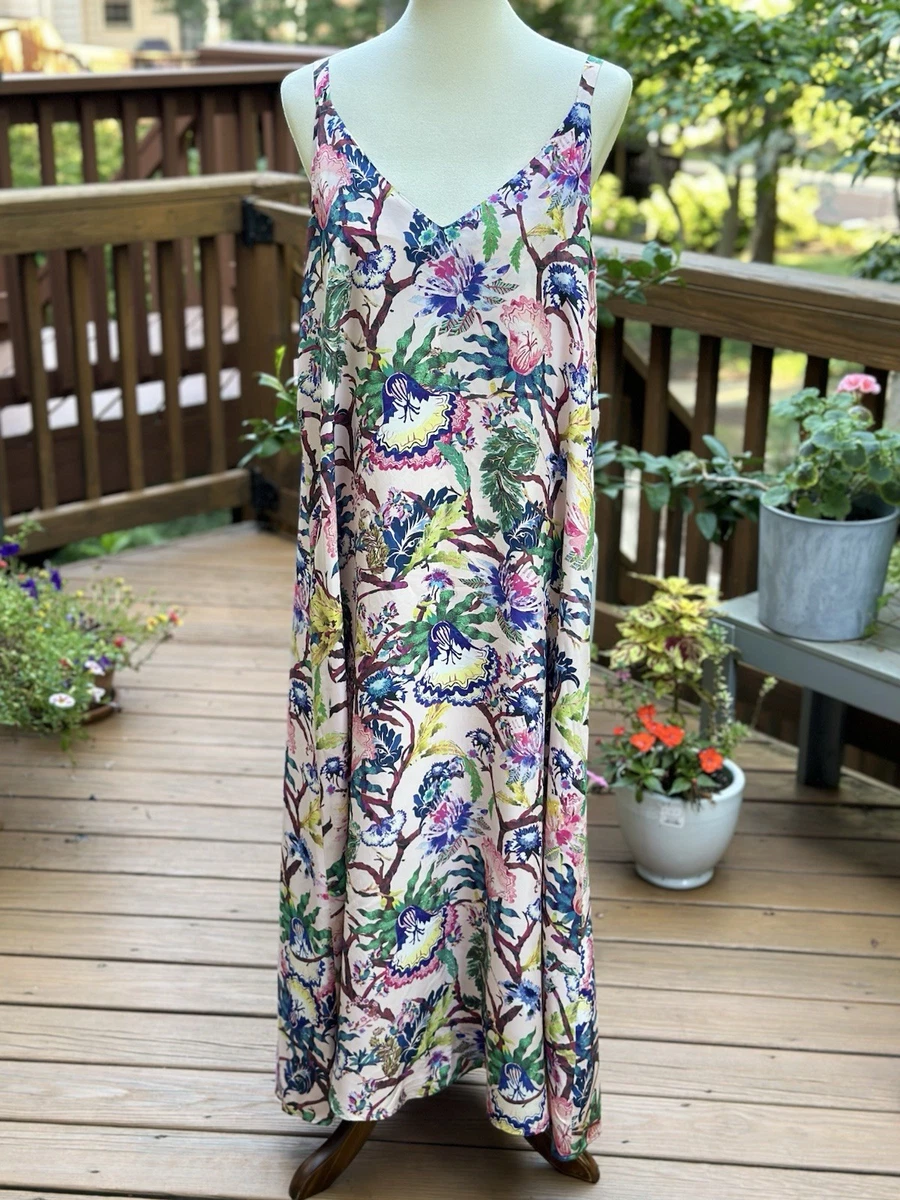 h and m maxi dress & Divided Floral - 12 Lightweight georgette fabric with asymmetric hem H&M - Romantic Maxi Dress