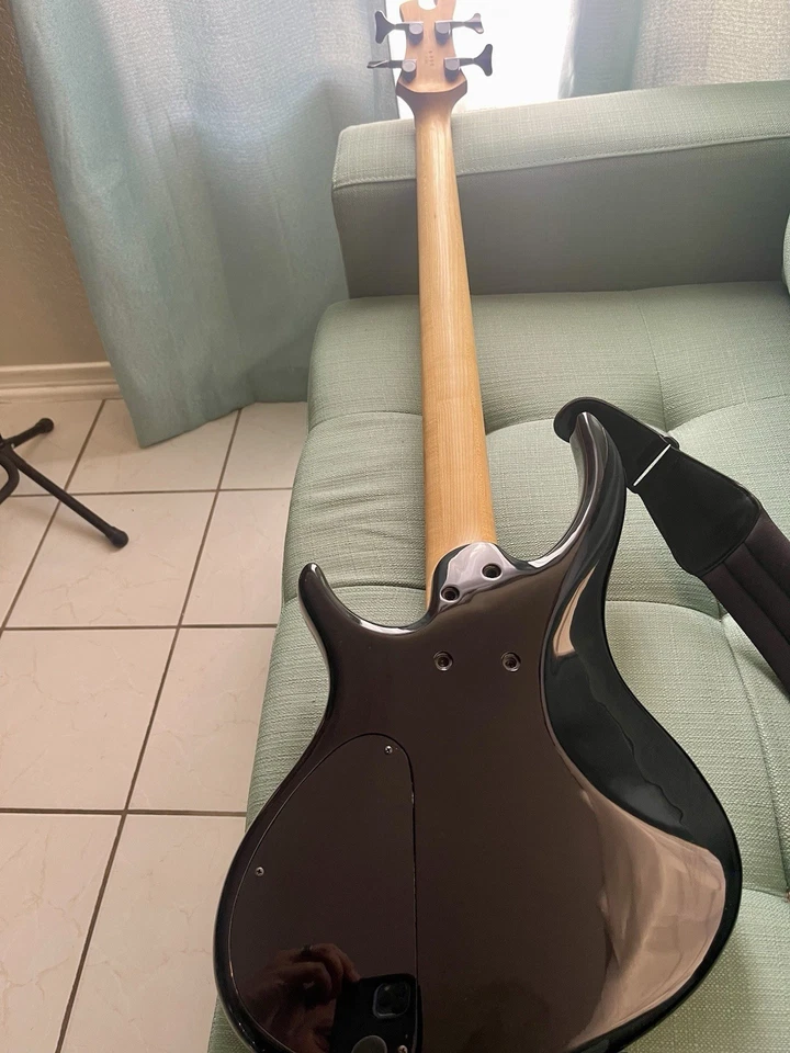 BAJO TOBIAS RENEGADE EE. UU. ALISO NEGRO ARCE 9V BARTOLINI Foto 4 de 4