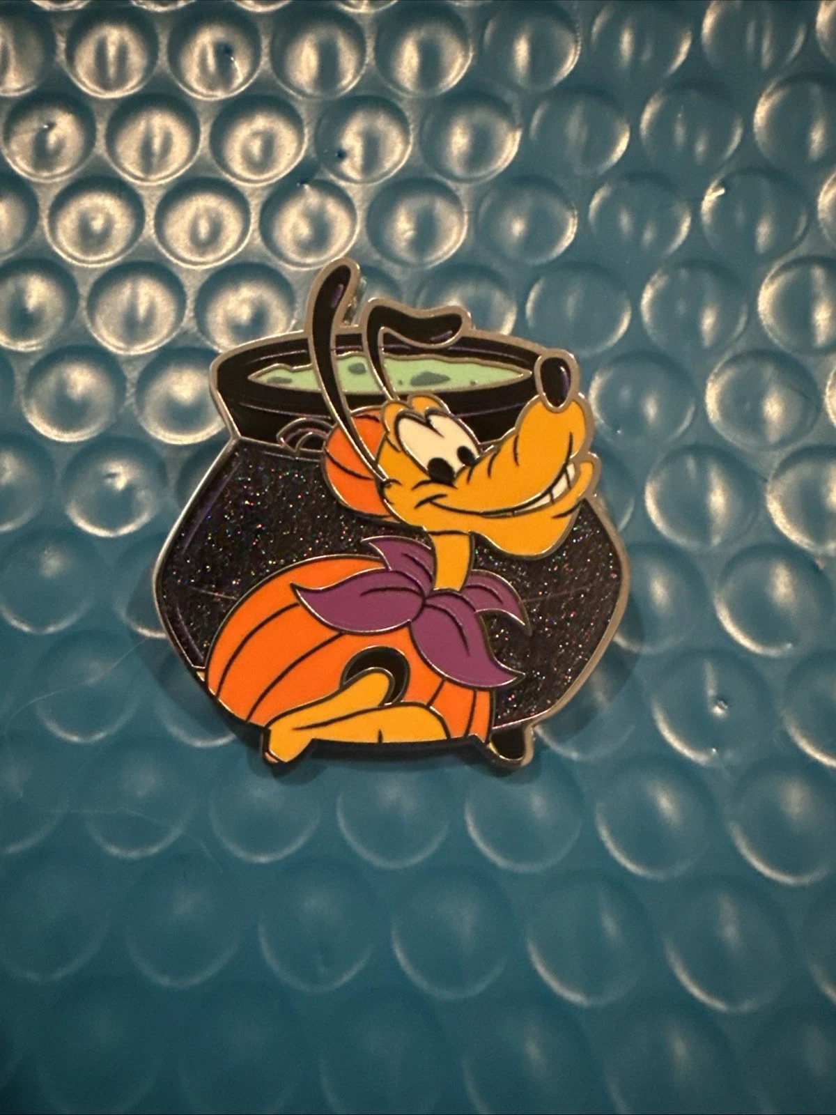 LE Disney 2025 Mickey's Not So Scary Halloween Party Mystery Pin Pluto MNSSHP