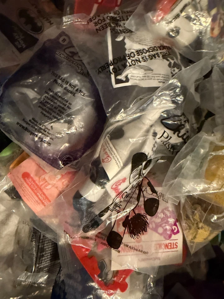 Gran Lote 100+ Juguetes de Comida para Niños Burger King, Hardees, Arby's, Chic-fila y Más Nuevos Foto 4 de 4