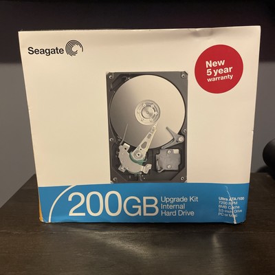 Seagate Barracuda 7200.8 200 GB,Internal,7200 RPM,3.5'' (ST3200826AS) HDD