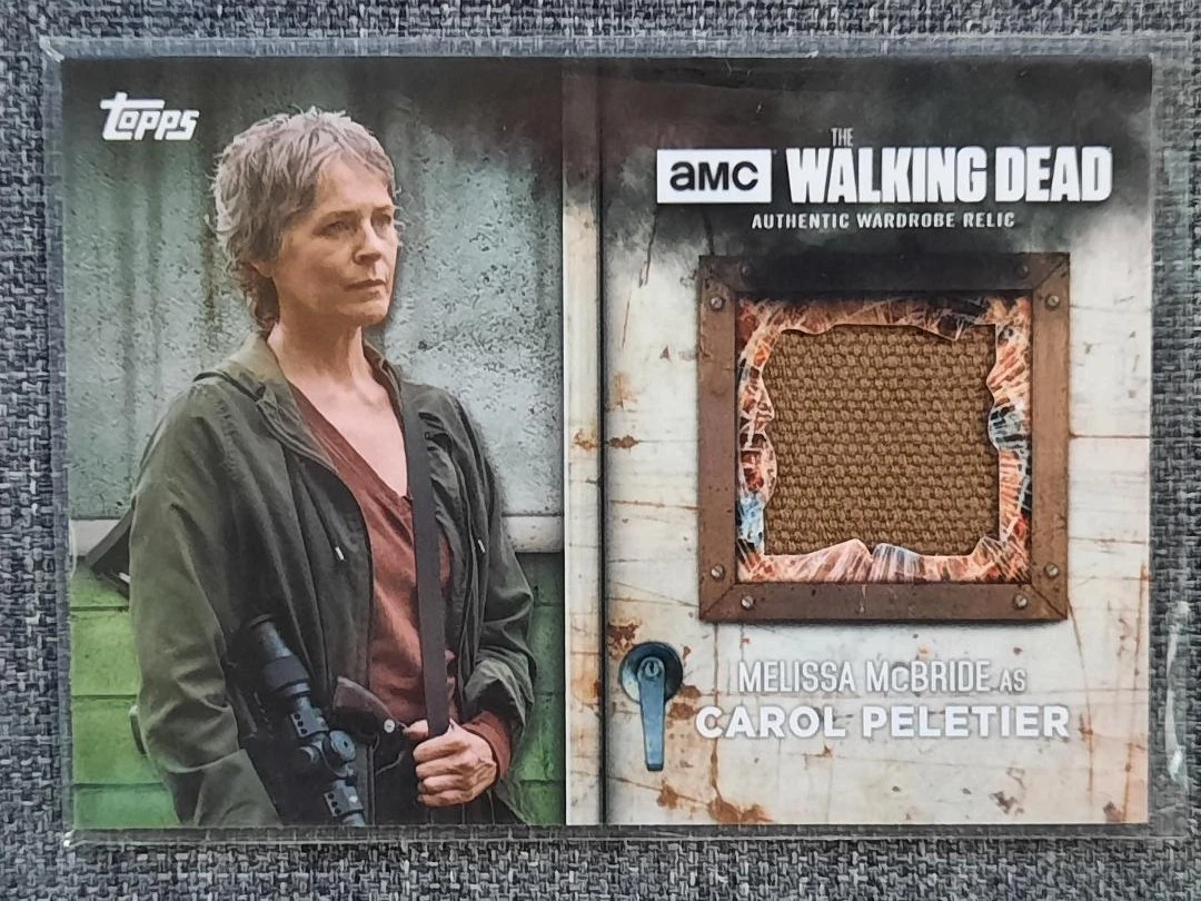 ウォーキングデッド 小道具・衣装カード レア！ Topps The Walking Dead Costume Collectable Trading Cards for sale