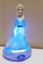 Disney FROZEN 2 II ELSA Figure NIGHT LIGHT Auto Shut-Off Child-Safe LED Lite