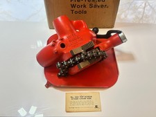 Ridgid Tools USA NEW No. 560 1/8"-5" Top Screw Horse Stand Chain Vice Pipe, Box