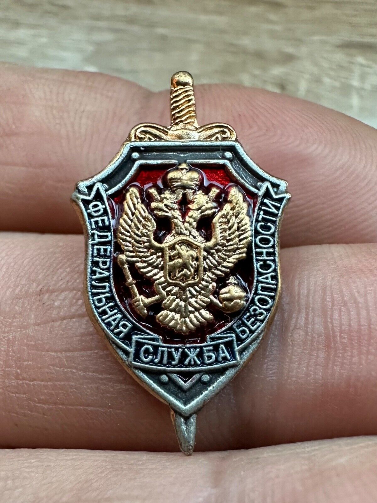Picture 2 of 18