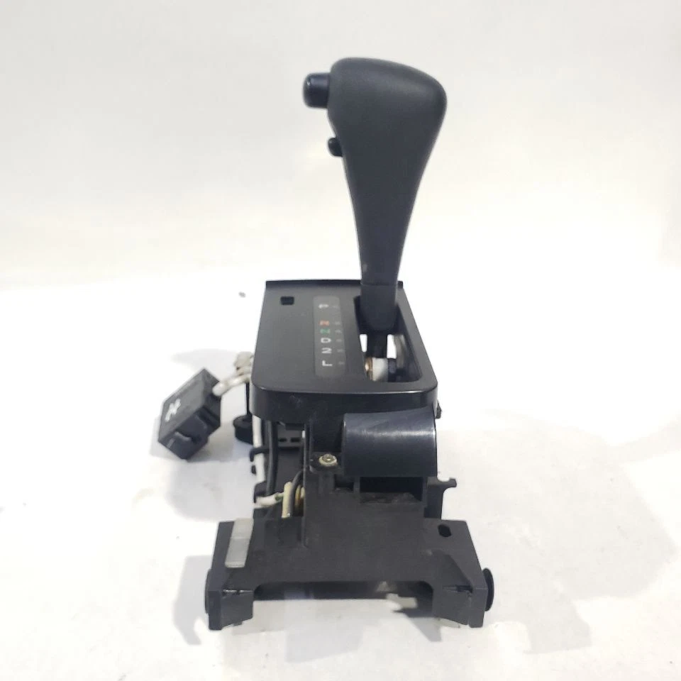 Toyota Celica GT 1997 OEM conjunto de palanca de cambios automático Foto 3 de 4