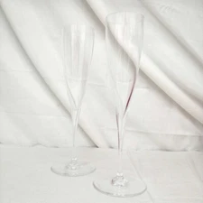 Baccarat Champagne Glasses w/Box Champagne flutes Dom Perignon Set of 2 Unused