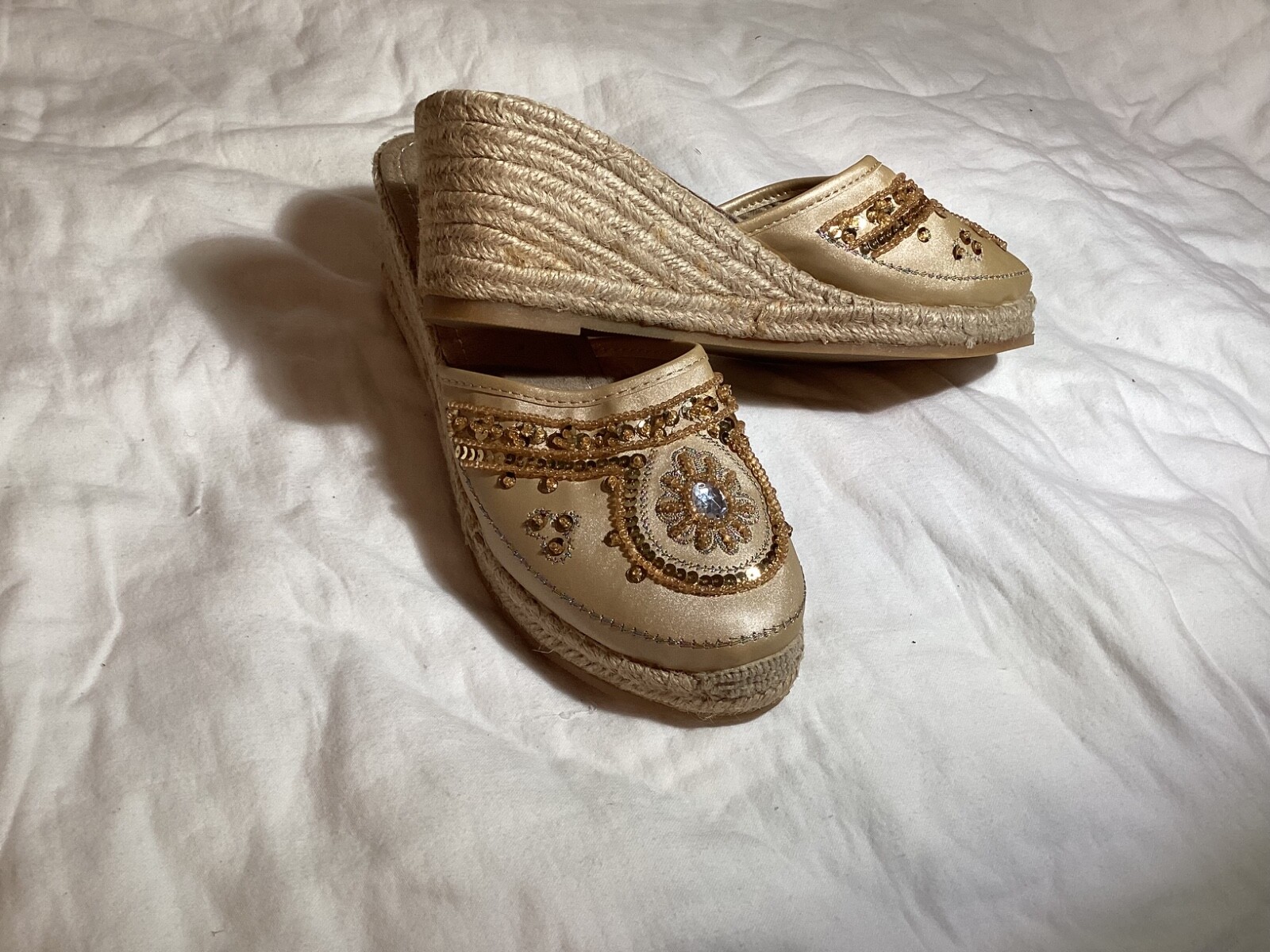 PANTOFOLA D’ORO no bounds ciabatte donna zeppa sandalo oro abbagliato slip on scarpe punta chiusa