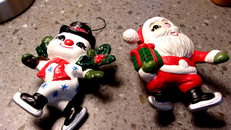 Vintage Christmas Painted Ceramic Santa Claus Snowman Ornaments   3" Lot Of 2