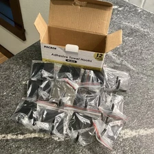 DOCROK ADHESIVE TOWEL HOOKS BLACK 12 PACK