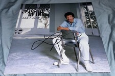 Lionel Richie Signed Vinyl Album Can’t Slow Down with proof