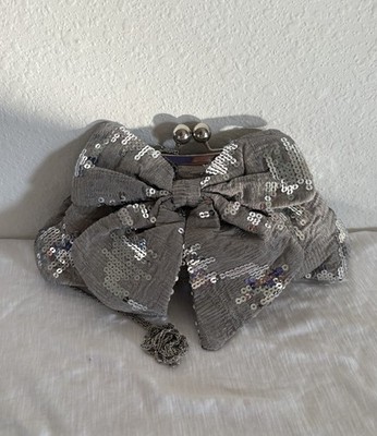 Alexia Crawford New York Silver Sequin Bow Bag Kiss lock