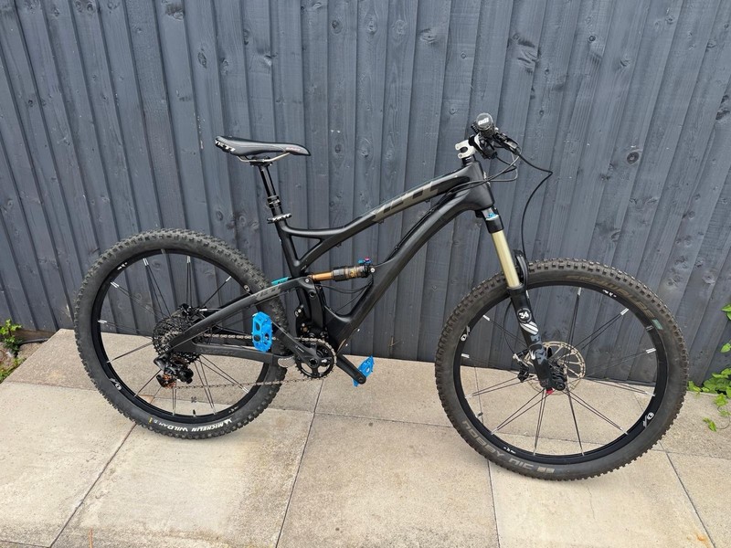 Yeti SB5c, Blue, Full Suspension, Lightweight Carbon, Medium Size, 27.5 Wheels