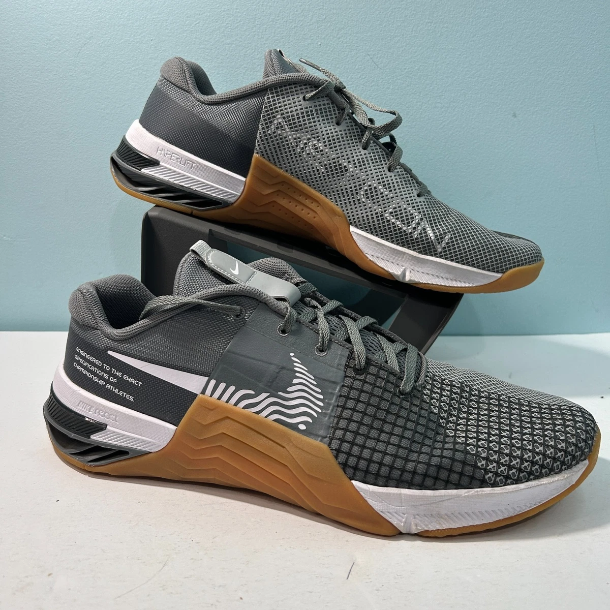 Nike Metcon 8 Mens Training Shoes Smoke Grey Gum DO9328-002 Size 7.5 Gym Workout Nike Metcon 8  main image 2