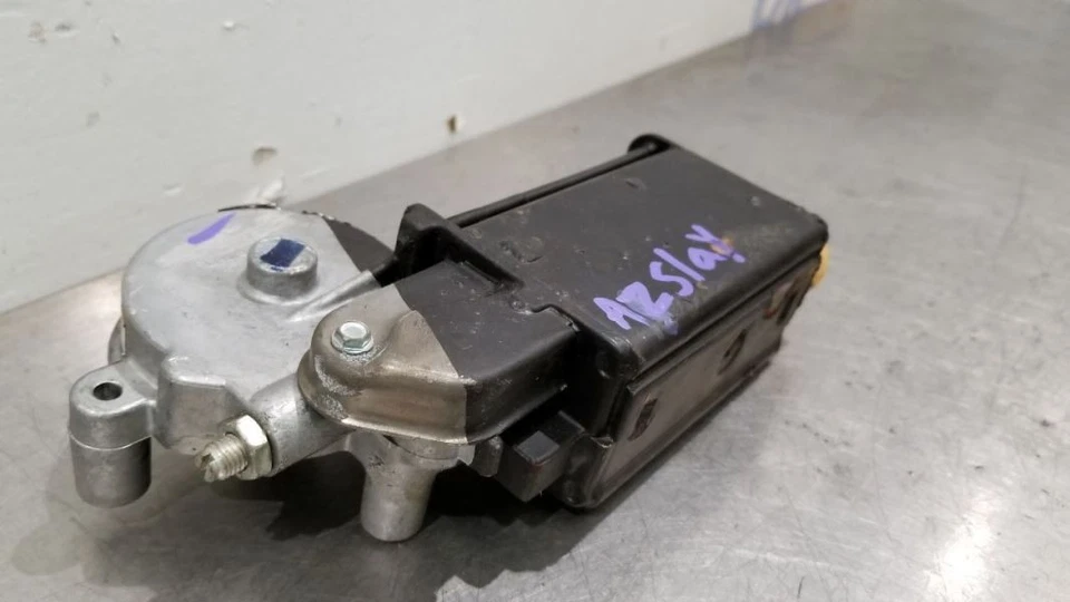 77 CHEVY CORVETE POWER WINDOW MOTOR LEFT DRIVER 5045665 - Image 4 of 4