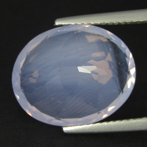 10.75Cts Shimmering Natural Lavender Quartz 16.2x13.2x9mm Oval Shape Gemstone - Picture 2 of 4