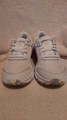 Under Armour Charged Assert 10 White Running Shoes 3026179-110 Women Size 8 NIB