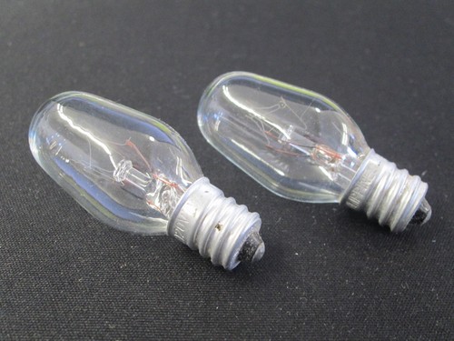 NOS! 2-PACK OF GE 7 WATT LIGHT BULBS CLEAR 7C7 BULB E12 BASE - Picture 2 of 2