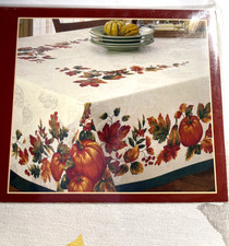 Autumn Harvest Damask 60 x 102 Oblong Tablecloth Pumpkin Border NIP