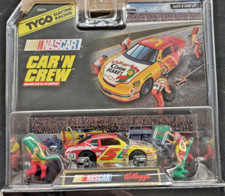 Tyco Mattel Hot Wheels Racing 33571 NASCAR 5 with Pit Crew Racing HO Slot Car