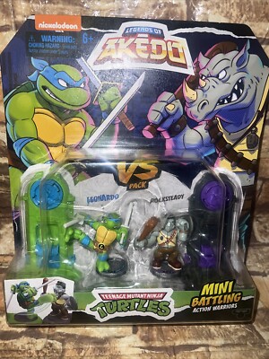 Akedo Teenage Mutant Ninja Turtles Leonardo vs Rocksteady Mini Figure Set - 2pk