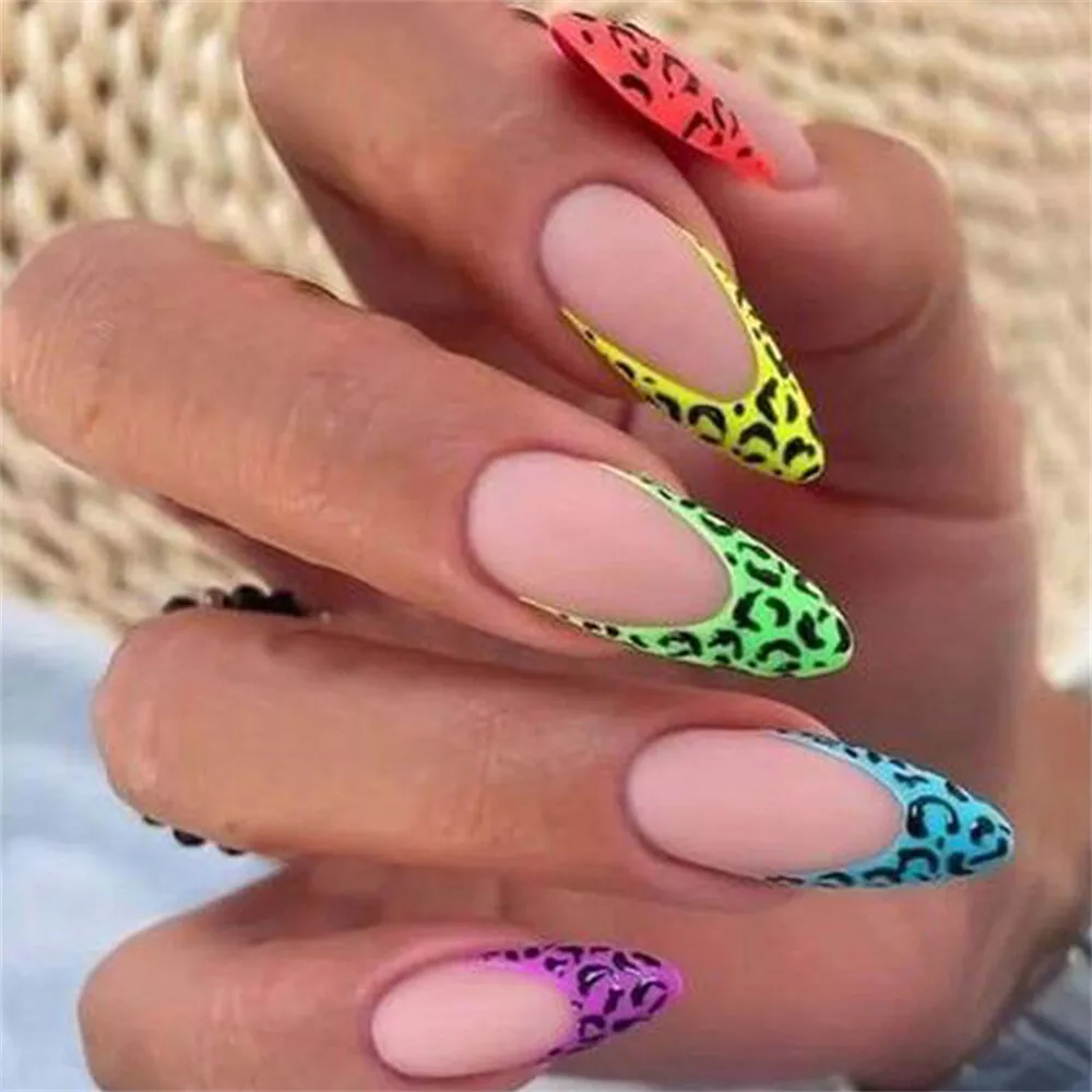 Almond Short False Nail Rainbow Leopard Print Press on Nails for Nail Art  24pcs