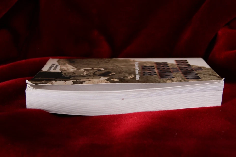 Brotherhood Of The Screaming Abyss by Dennis McKenna paperback signed, inscribed - Image 3 of 4