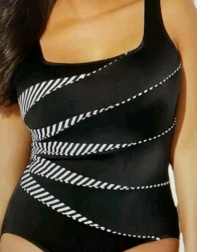 St. John's Bay Sz 18 Black White Tummy Control One-Piece Swimsuit Full-Coverage - Picture 4 of 14