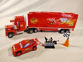 Lego Mack's Team Truck 8486 Disney Cars 100% Complete Set Lightning Mcqueen 2011