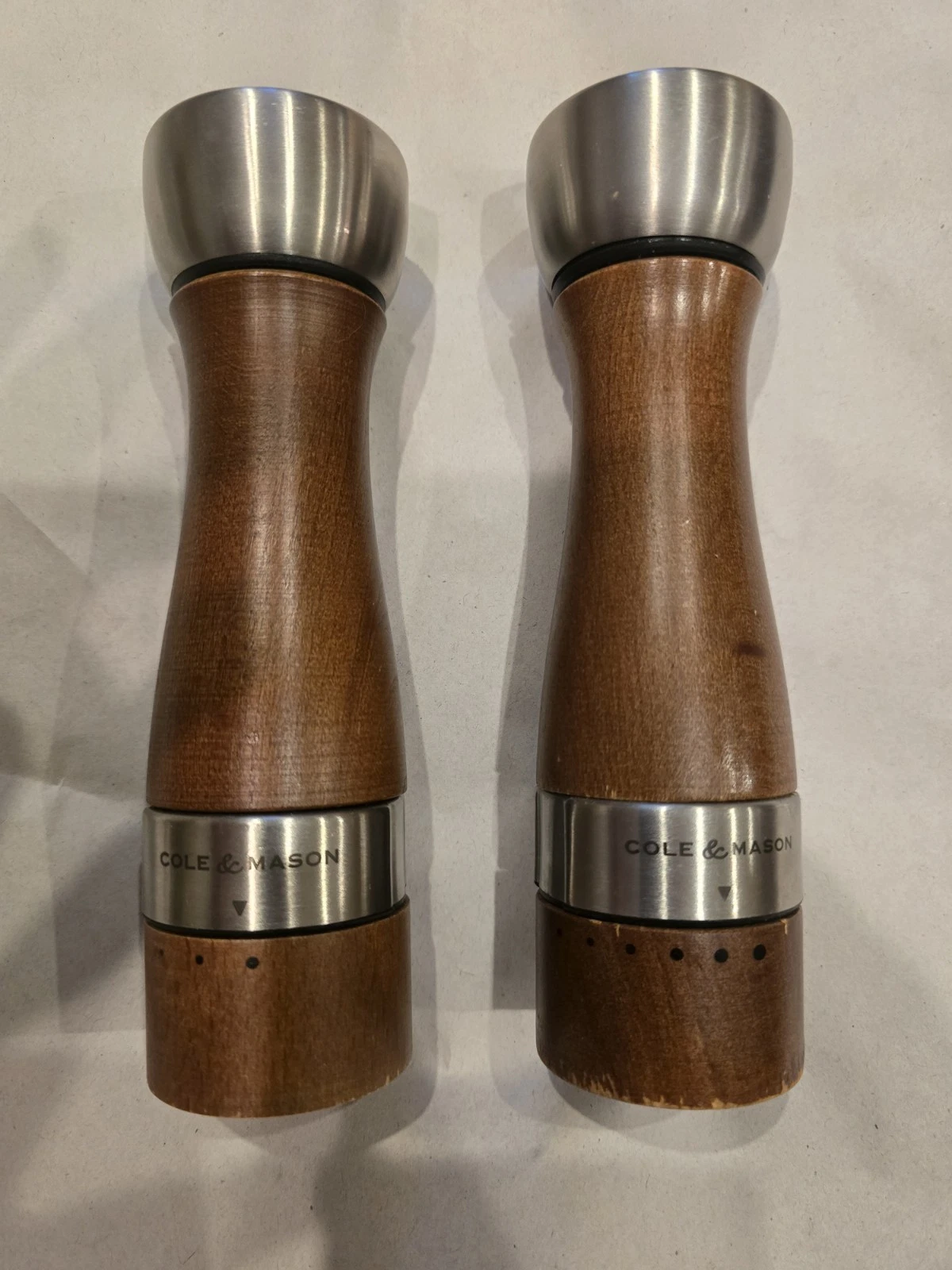 COLE & MASON Oldbury Wood Salt and Pepper Grinder Set - Wooden Mills