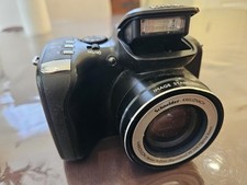 Kodak EasyShare Z712 IS Digital Camera 12X Optical Zoom With Carry Strap