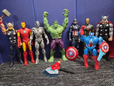 Hasbro Marvel  Avengers Hulk Ultron mit Sound Thor Iron America Actionfigur 30cm