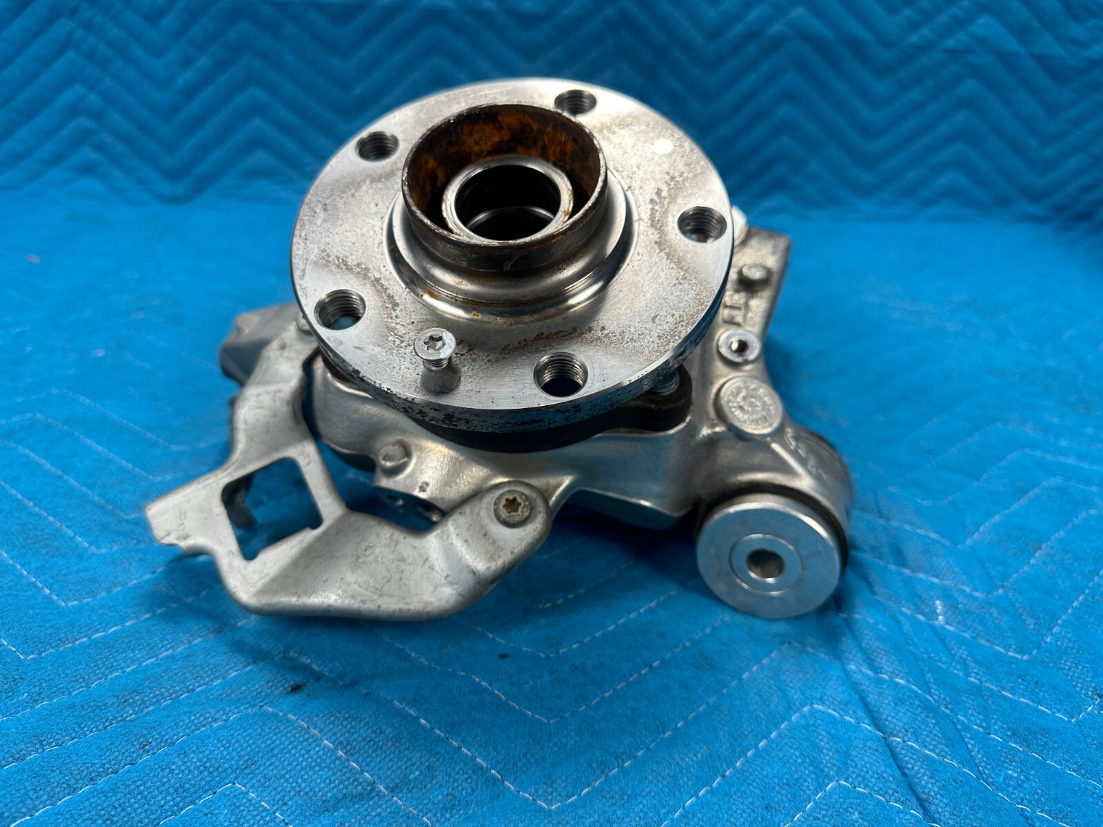 Bentley Cont Flying Spur Rear Knuckle Spindle Driver's Side 29k 2006-2012 OEM