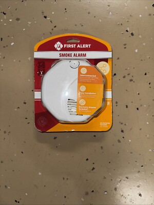 First Alert Hard-Wired w/Battery Back-up Ionization Smoke Detector