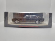 Spark 1/43 Aston Martin Lagonda 1974. 