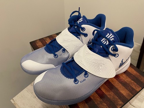kyrie flytrap 3 royal blue