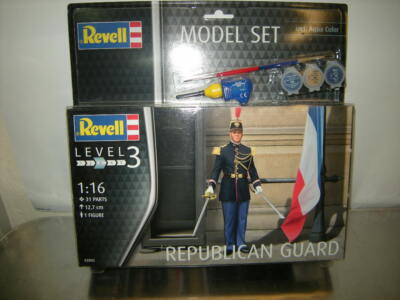 Revell 02803 Republican Guard Model Kit - 1:16 Scale Plastic Figure Model, 45 Pieces - View #5
