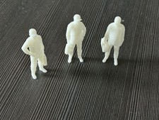 Deko Slotcar Figur 3 Mechaniker FM unbemalt für Carrera 132 Uni