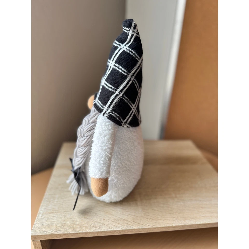 Sombrero a Cuadros Muñeca Gnomo - Peluche Decorativo con Pelo Hilado Trenzado Foto 3 de 4